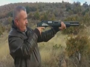 Acemi avcı kendini böyle yaraladı