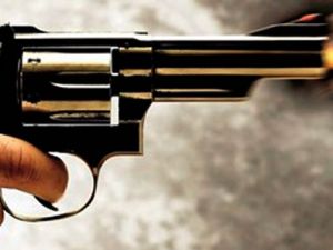 İstanbul'da bir kahvehane daha tarandı! 2 yaralı!