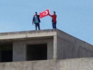 Gençlerin bayrak hassasiyeti