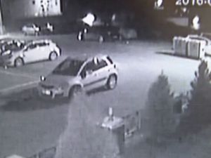 2 saat süren hırsızlık olayında zanlıların rahatlığı görenleri şaşırttı