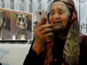 Karadenizli ninenin 'Konuşan Kedi'yle imtihanı