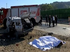 İstanbul'da feci kaza: 4 ölü, 2 yaralı