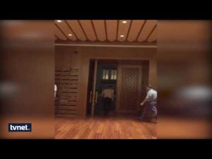 Sabah ezanını Başkomutan okudu