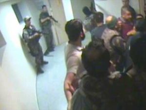 Atatürk Havalimanı Kulesi'nde FETÖ'cülere operasyon kamerada