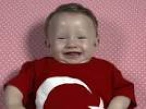 Zaman Gazetesinin Darbe Mesajlı Reklamına Milli İradeli Yanıt Videosu