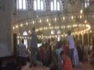 Erdoğan'dan Kur'an-ı Kerim tilaveti