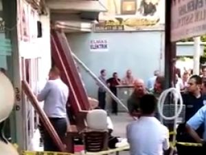 ÖNCE KARISINI SONRA KENDİSİNİ VURDU