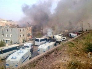 Cizre Emniyet Müdürlüğü binasına bombalı saldırı
