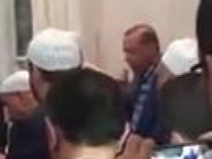 Erdoğan şehitler için Kur'an-ı Kerim okudu