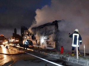 Tosya’da seyir halindeki yolcu otobüsü yandı