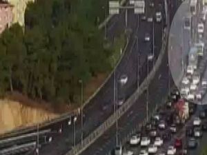 Metrobüs faciası kamerada!