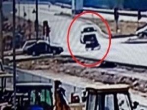 Ölümlü kaza kameralara yansıdı