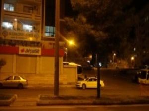 Diyarbakır polisi, HDP ve DBP binalarında arama yapıyor