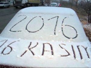 Başkent güne kar ile uyandı