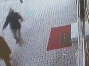 Esenyurt'ta cinayet anı kamerada