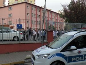 Taciz iddialarına karşı veliler ayaklandı