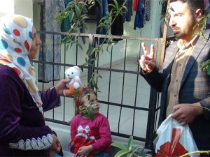 Osmaniyeli imam, Suriyeli muhacirler ve çocuklarına sahip çıkıyor