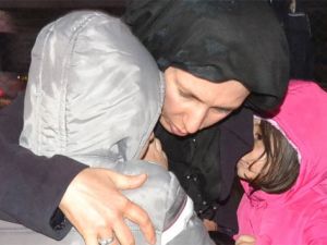 Takla atan otomobildeki çocukların burnu bile kanamadı