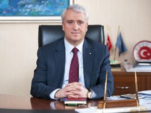 Anadolu Üni Rektörü Prof. Dr. Naci Gündoğan, AÖF de 4 yanlış 1 doğru konusunu değerlendirdi