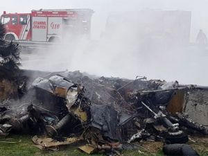 İstanbul'da helikopter düştü: 6 ölü