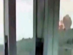 İstanbul Büyükçekmece'de helikopterin düşme anı