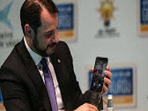 Cumhurbaşkanı Erdoğan, 'facetime' üzerinden gençlere seslendi