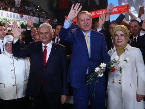AK Parti'de Olağanüstü Büyük Kongre heyecanı
