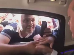 Cumhurbaşkanı Erdoğan'ı gören vatandaşın canlı yayın heyecanı