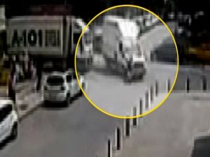 Kamyonun Suriyeli kadını ezme anı kamerada