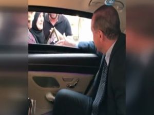 Cumhurbaşkanı Erdoğan’ın konvoyunu durduran vatandaş iftara davet etti
