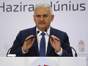 Başbakan Yıldırım: Avrupa, Türkiye'ye elinden gelen zorluğu göstermeye devam ediyor