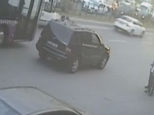 Beyoğlu’nda güpegündüz yaşanan dehşet anları kamerada