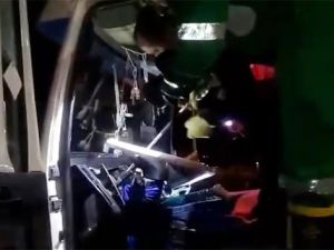 Hız göstergesine bakan sürücü hayatının şokunu yaşadı