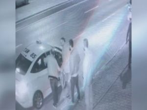 Taksiye silahlı saldırı kamerada