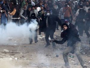 İran’da hükümet karşıtları da destekçileri de sokaklarda