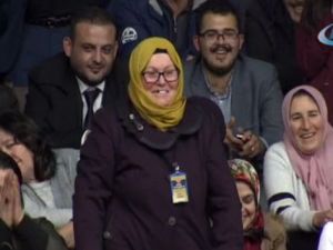 AK Parti grup toplantısında renkli anlar! Bir anda söylemeye başladı