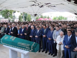 Prof. Dr. Fuat Sezgin son yolculuğuna böyle uğurlandı