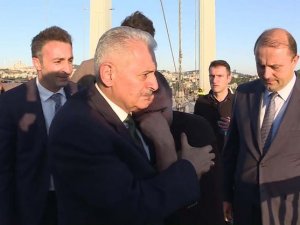 Başbakan Yıldırım vatandaşı intihardan vazgeçirdi