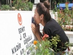 Gören gözyaşlarını tutamadı! 'Yemin ettim ondan başkasıyla evlenmeyeceğim'