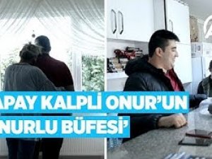 Yapay kalpli Onur'un 'Onurlu Büfesi'