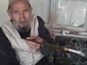 Doktor Sigaradan Uzak Dur Dedi - Dede Bunu İcat Etti