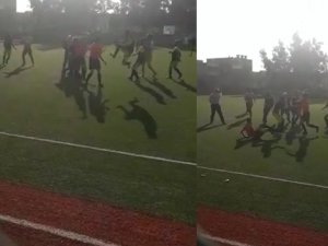 Futbolcu, hakeme uçan tekme attı