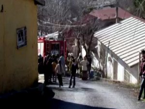 14 yaşındaki çocuk, hasta kadını sırtlayıp yangından kurtardı