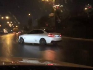 İstanbul'da lüks otomobille 'drift' terörü kamerada!