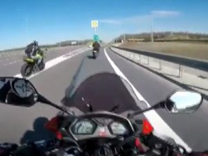 Kuzey Marmara Otoyolu'nda motosikletli ölümden kıl payı kurtuldu