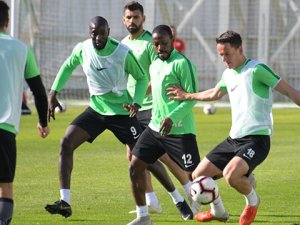 Konyaspor'da Galatasaray mesaisi başladı