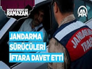 Jandarma sürücüleri iftara davet etti