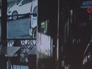 İETT otobüsünün çarptığı yaya hayatını kaybetti