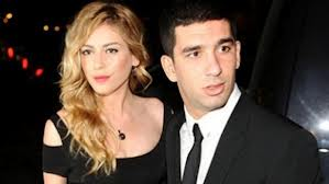 Arda-Sinem nişanından ilk görüntüler